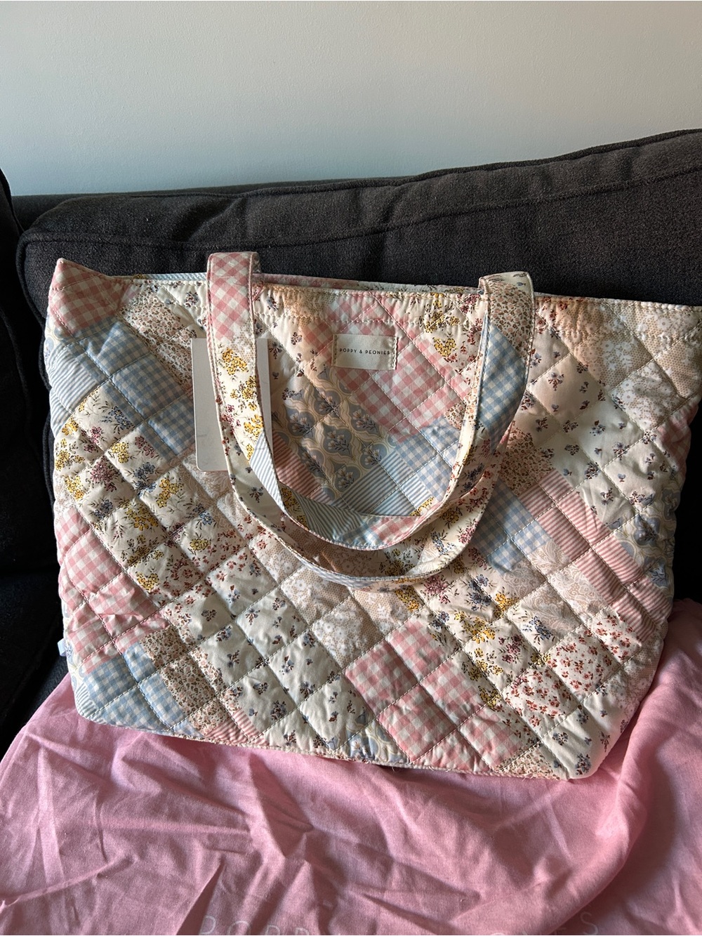 Poppy & Peonies Quilted Patchwork Tote and Matching Large Cosmetic Bag - Picture 11 of 13